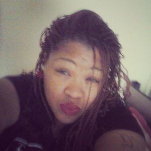 Meet your Posher, D'ivory